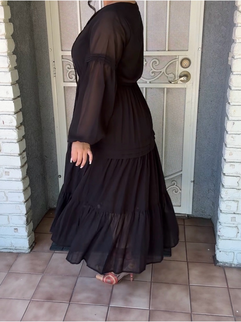 Women's Black Tiered Long Sleeve Maxi Dress - Flowy Evening Gown